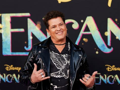 Chuyến Tái Phát Bất Ngờ: Carlos Vives Mở Lại Bản Đồ Âm Nhạc Colombia!