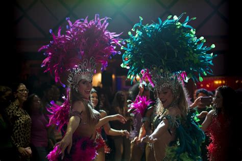  Brisa's Samba Spectacular: A Night of Passionate Rhythms and Unexpected Surprises!