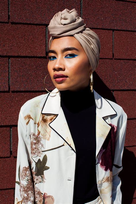  Yuna's Lunar Serenade: A Malaysian Pop Princess Illuminates Hanoi